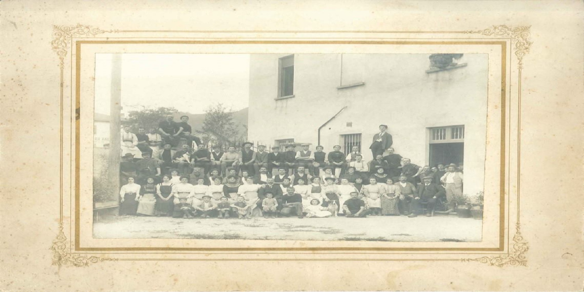 ANNUNCIO RICERCA EX DIPENDENTI TESSITURE SERICHE BERNASCONI